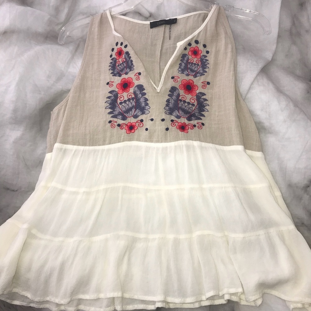 Super cute and trendy tank top!